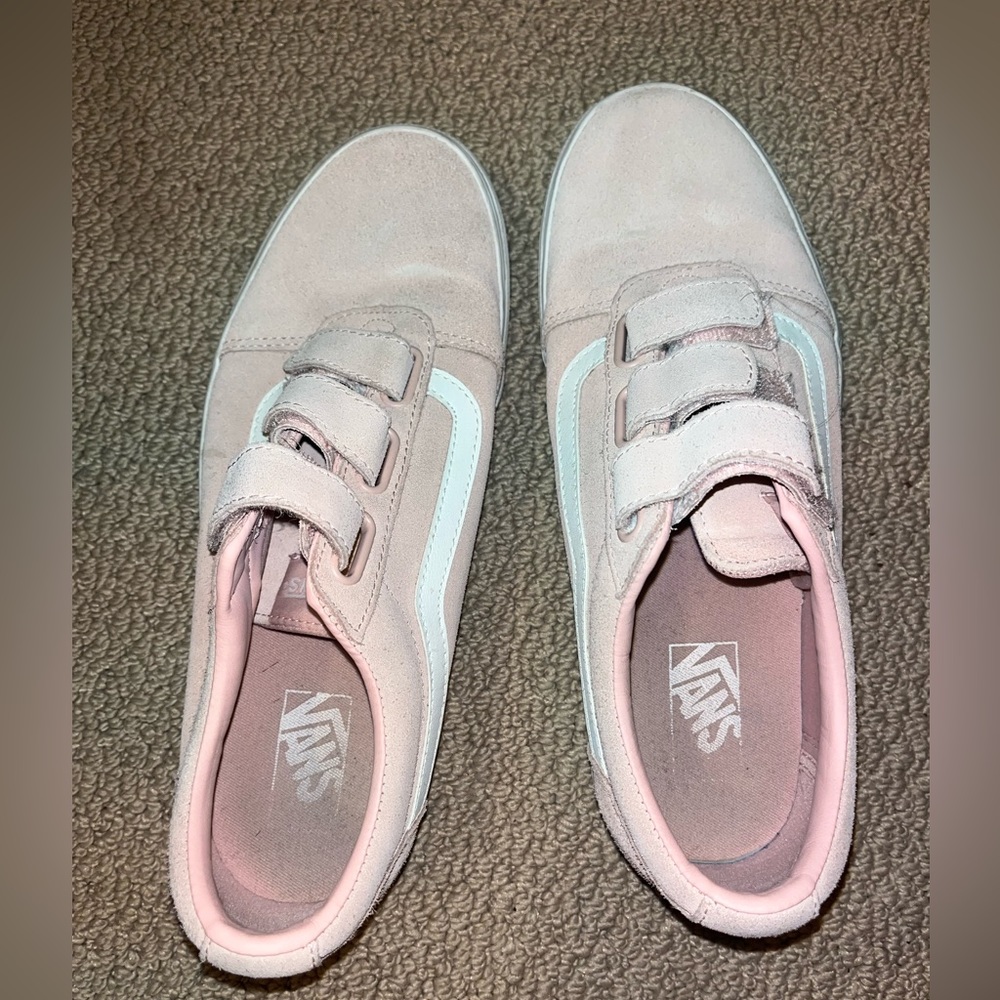 Light pink Velcro vans size 11 womens (9.5 mens)